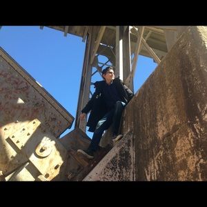 Meet your Posher, Demitirus